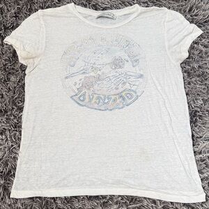 Abercrombie & Fitch Light Gray Graphic Short Sleeve Tee